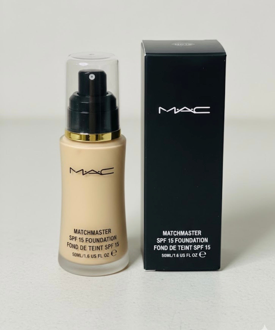 MAC Matchmaster SPF 15 Foundation - Long-Wear, Natural Finish, Smart-Shade Liquid Makeup