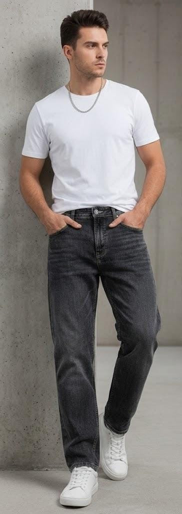 Effortless Italian Luxury: Gucci Straight-Leg Jeans in Black